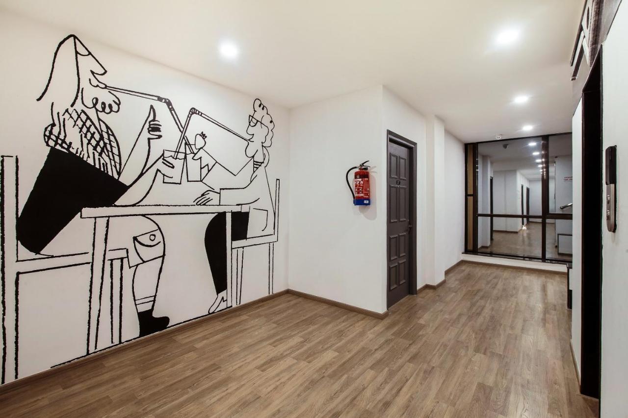 Oyo Townhouse 748 Hotel Parth Paradise Ghaziabad Esterno foto